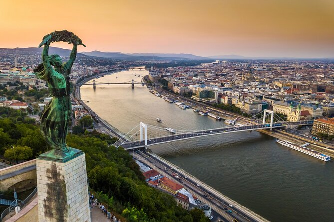 2-Hour Private Night Tour of Budapest - Why Budapest at night works so well from a private car