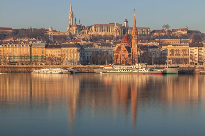 4 hours long private minivan tour in Budapest - The Opera House and a changing interior