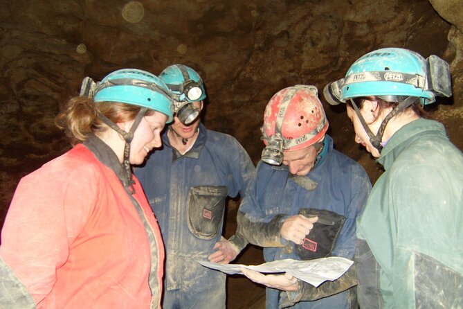 Adventure Caving Experience in Budapest - Why Pálvölgyi Caves make such an unusual Budapest outing
