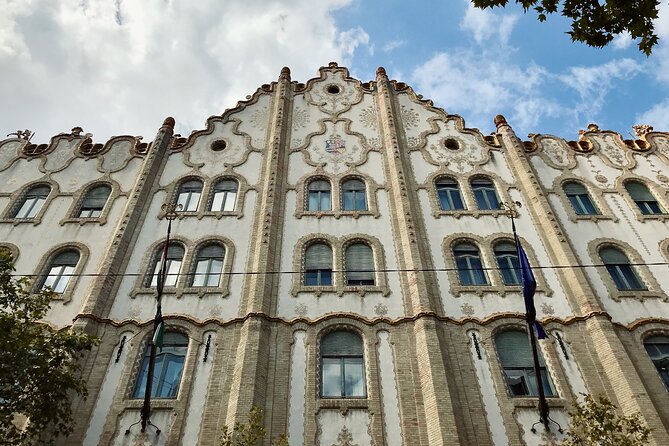 Art Nouveau Treasures of Budapest – Exclusive Private Tour - Crossing the Danube toward the Postal Savings Bank