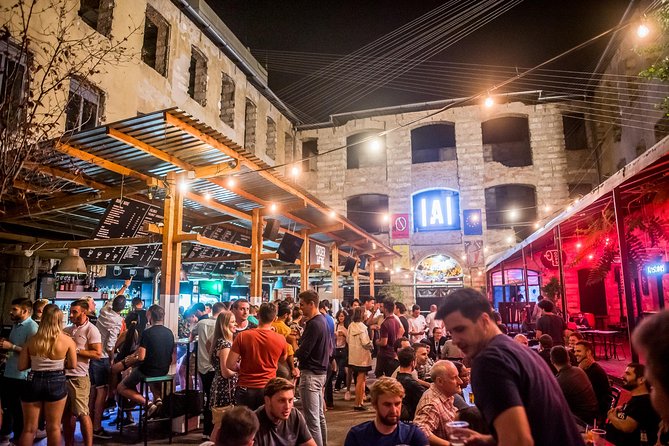 Bingo Bar Crawl - A large group, with useful social energy