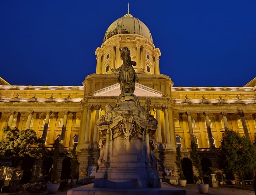 BloodThirsty Hungary: Walking tour & Dark Historical Stories - Weather, walking, and group comfort