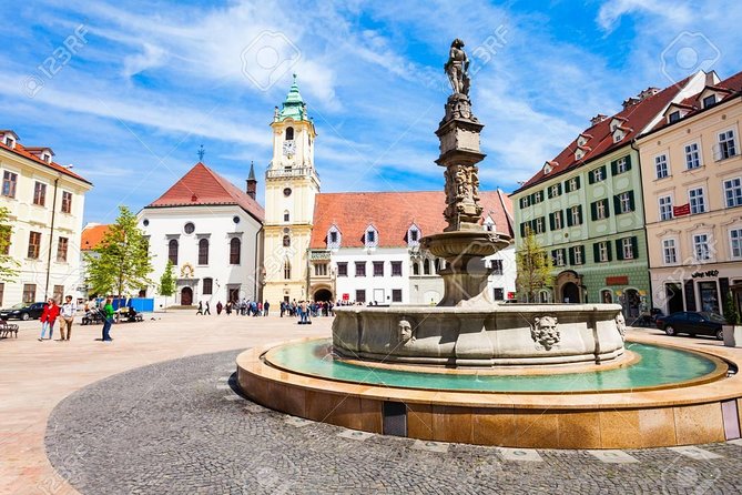 Bratislava, one day private trip from Budapest with guide! - Lunch, Slovak pastry, and time to wander