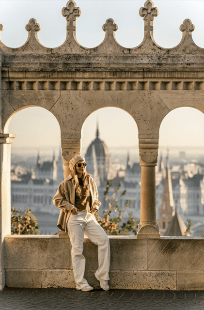 Buda Castle: Private photoshoot with a local guide - Bence’s posing help is the main service