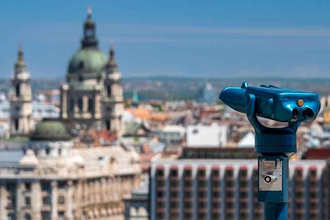 Buda Castle Quarter Walking Tour - Guides, pace, and the personal touches