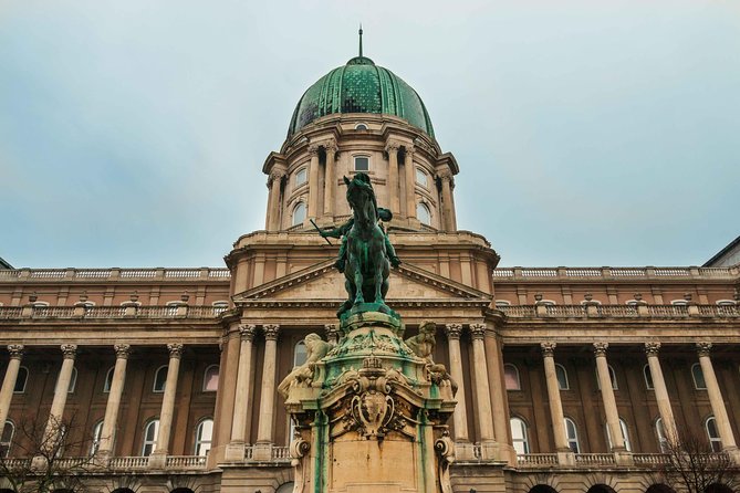 Buda Castle Quarter Walking Tour - Buda Castle, the Royal Palace, and Sándor Palace