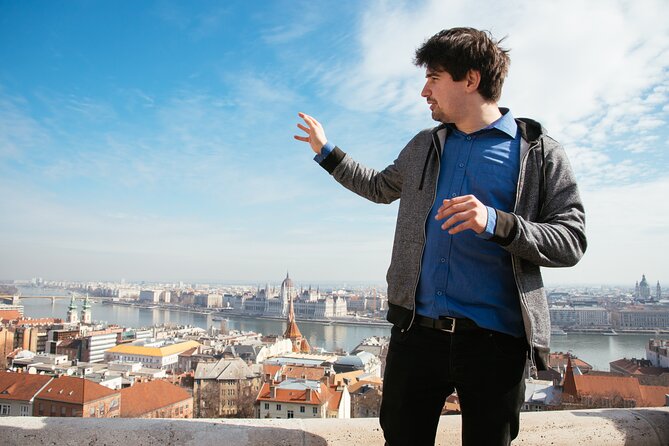 Buda Castle's Secrets with a Historian - Cobblestones, Sándor Palace, and modern government