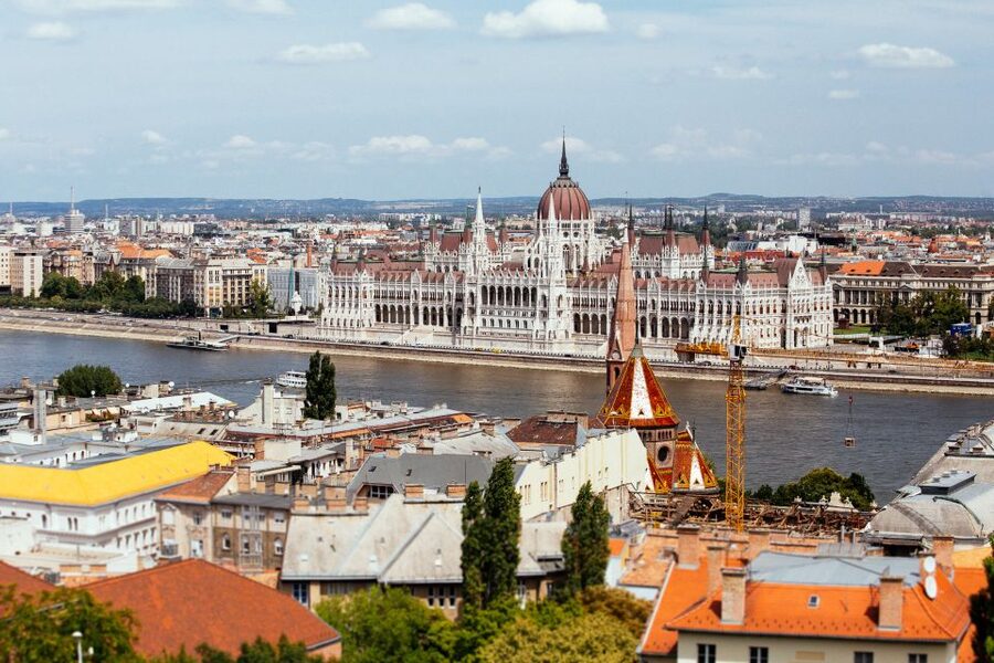 Budapest: 1.5-Hour Private Kick-Start Tour with a Local - What the guide style may be like