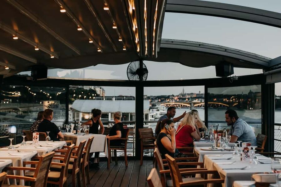 Budapest: 2-Course Dinner for 2 on a Boat Restaurant - What the Danube view really adds