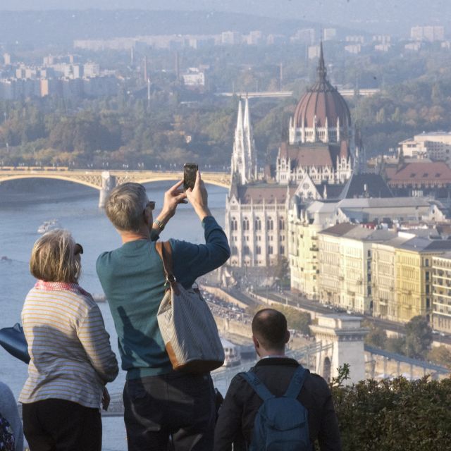 Budapest: 3-Hour Live Guided Sightseeing Tour - What the three-hour pace feels like