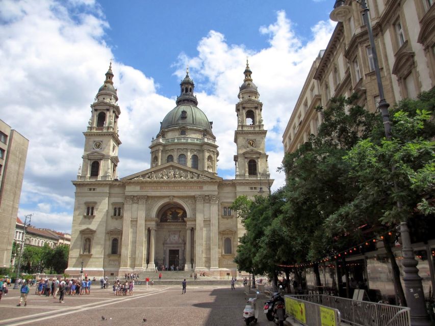 Budapest: 3-Hour Walking Tour of Pest with a Historian - The Danube Promenade and Pest’s grand civic face