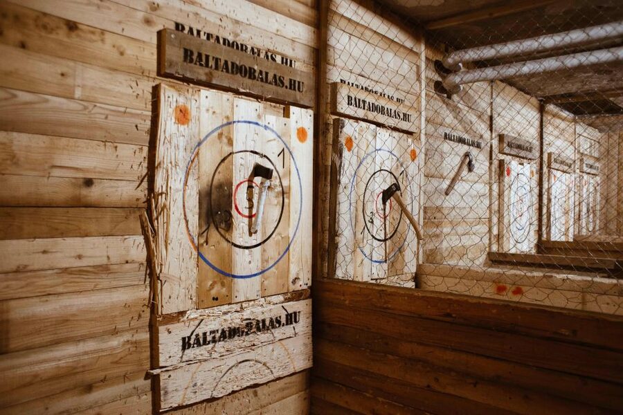 Budapest: Axe Throwing Experience - How much exercise should you expect?