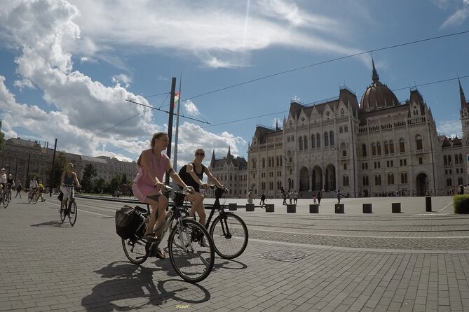 Budapest Bike Tour with Hungarian Goulash - Széchenyi Baths and Budapest’s bathing culture
