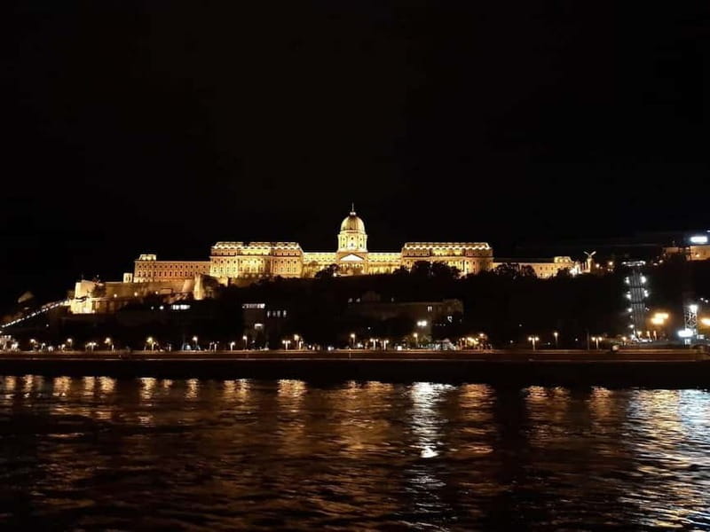 Budapest: Boat Cruise with Personal Guide and Drink - Price, timing, and cancellation