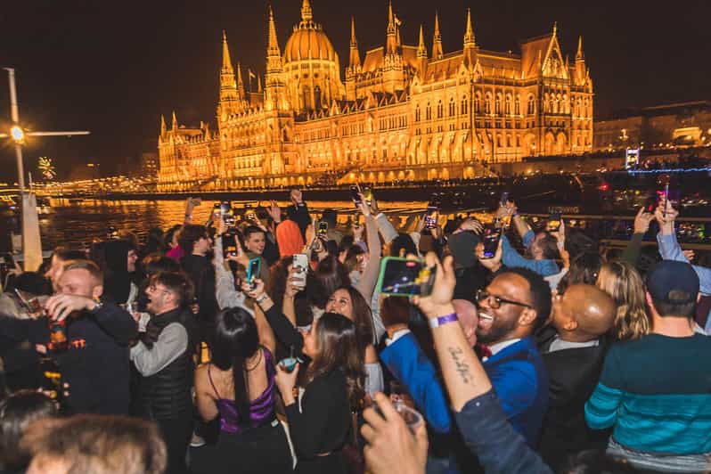 Budapest: Boat Party with option of Unlimited Drinks - Boarding the party boat on the Danube