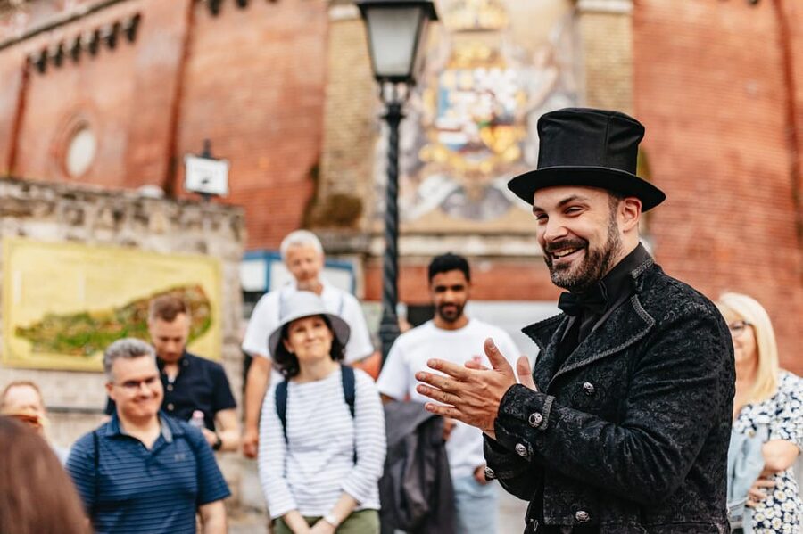 Budapest: Buda Castle District Vampires and Myths Night Tour - Why Buda Castle works so well after dark