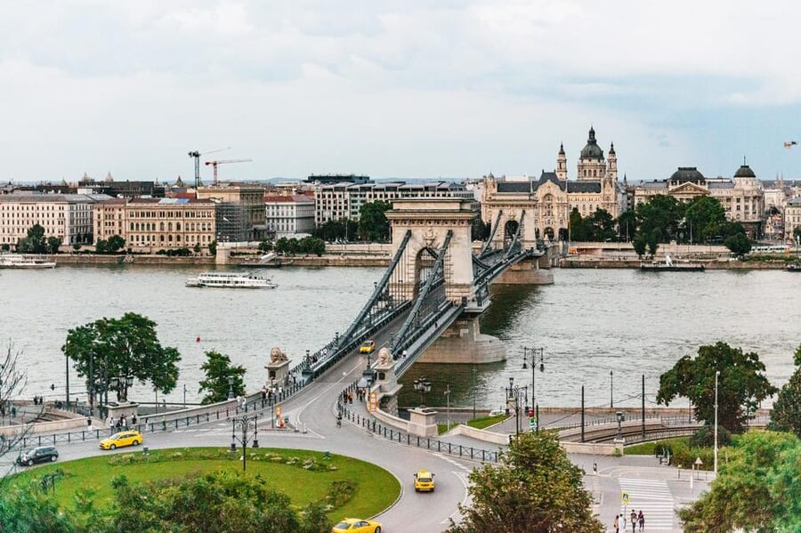 Budapest: Buda Castle District Vampires and Myths Night Tour - Fisherman’s Bastion and the best view of the night