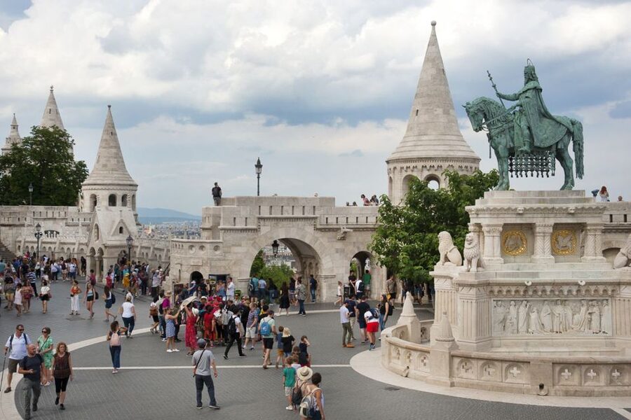 Budapest: Buda Castle District Walking Tour - Fishermen’s Bastion and the best Danube views