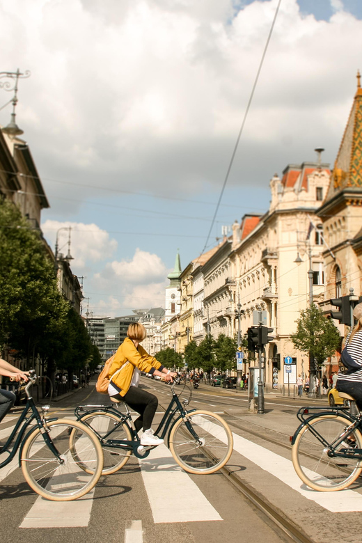 Budapest by Bike - 1 Day Bike Rental (9am-6pm) - What makes the Danube route worthwhile