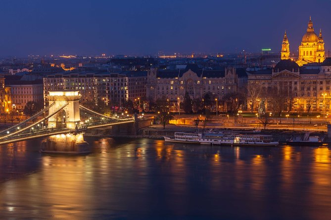 Budapest by night - private driving tour - Three hours is enough, but only if the clock is protected