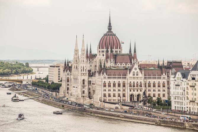 Budapest Castle Walk - Starting at Clark Ádám tér and climbing into the old quarter