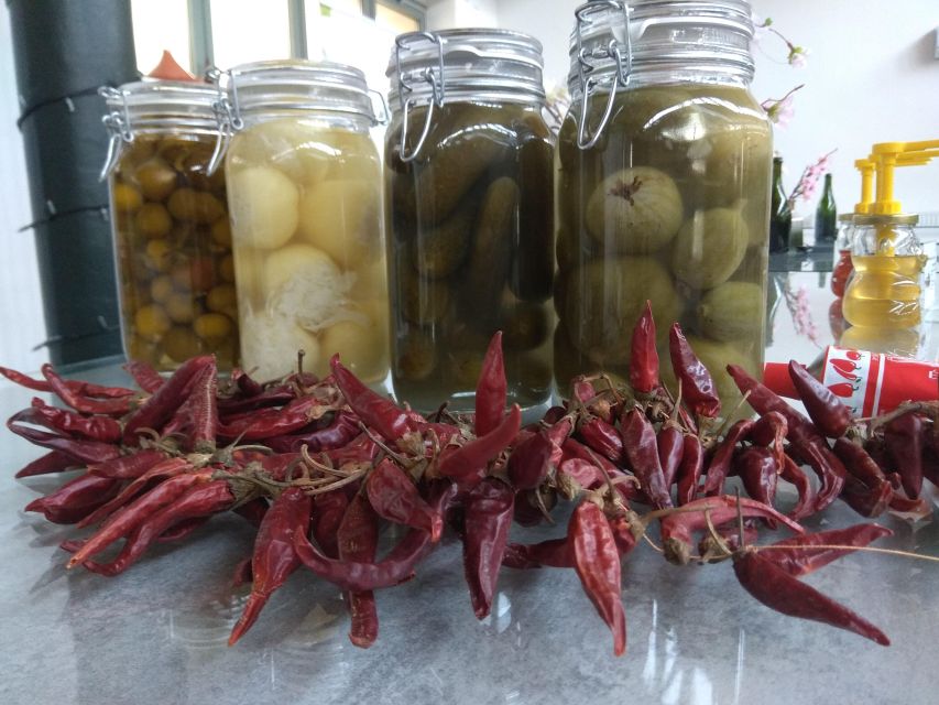 Budapest: Central Market Hall Guided Food Tour with Tastings - Language, food preferences and accessibility