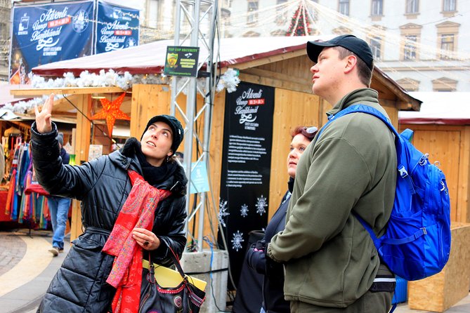 Budapest Christmas Walking Tour & Entry to St Stephen's Basilica - What the guides add to the walk