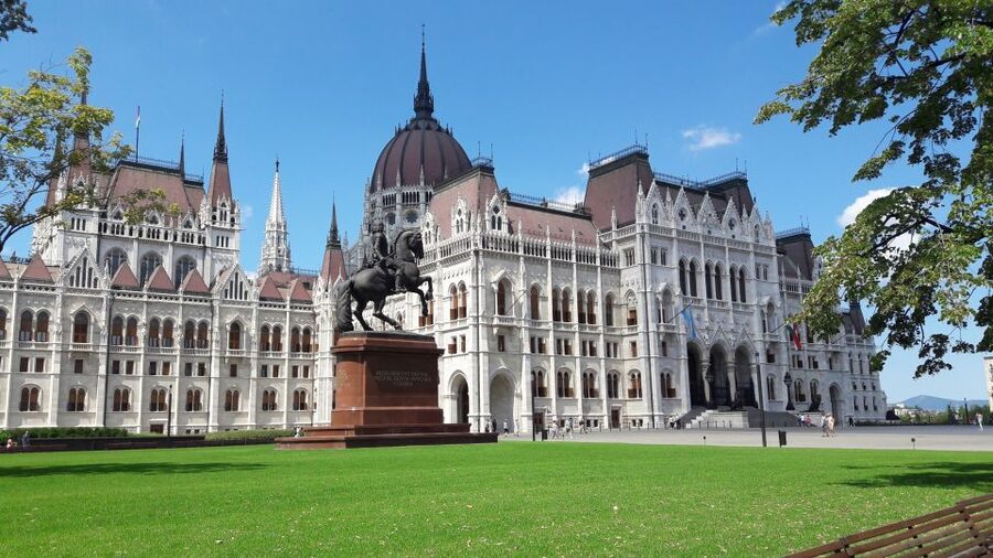 Budapest: City Center Walking Tour - Elizabeth Park and the Budapest Eye