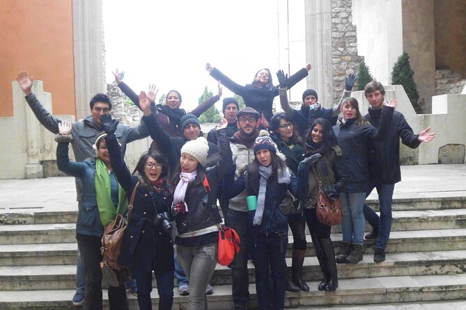 Budapest City Landmarks Walking Tour in 2 Hours - St. Stephen’s Basilica and the food lessons around it