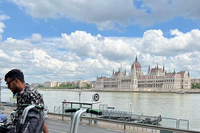 Budapest City Segway / Sightseeing Tours Buda+Pest - What the guides add to the ride