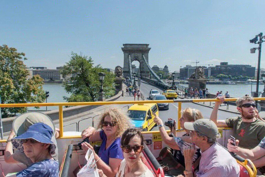 Budapest: City Sightseeing Hop-On Hop-Off Bus Tour & Extras - Reading the 20 red-route stops