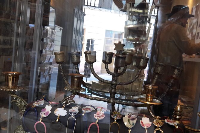 Budapest City Walk in Jewish Quarter - Who should book this Jewish Quarter walk?