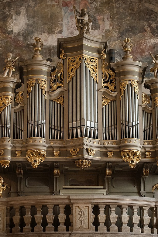Budapest: Concert on the Oldest Working Organ in the City - Why the church setting improves the music