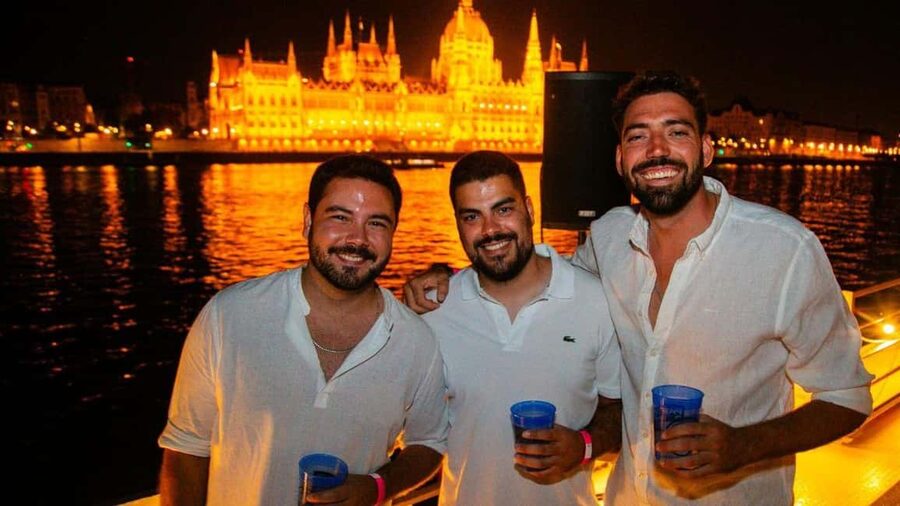Budapest: Danube Beat Party Cruise with Drink Packages - The after-party at Morrisons 2
