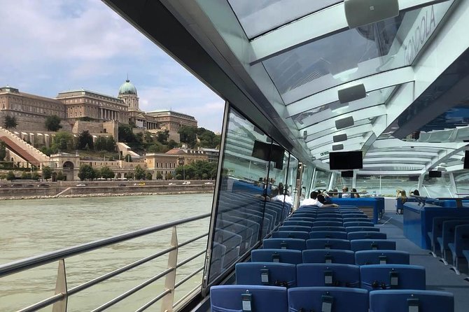 Budapest Danube Cruise with Drink, Audio Guide, Margaret Island - Audio commentary: helpful, but keep your expectations reasonable