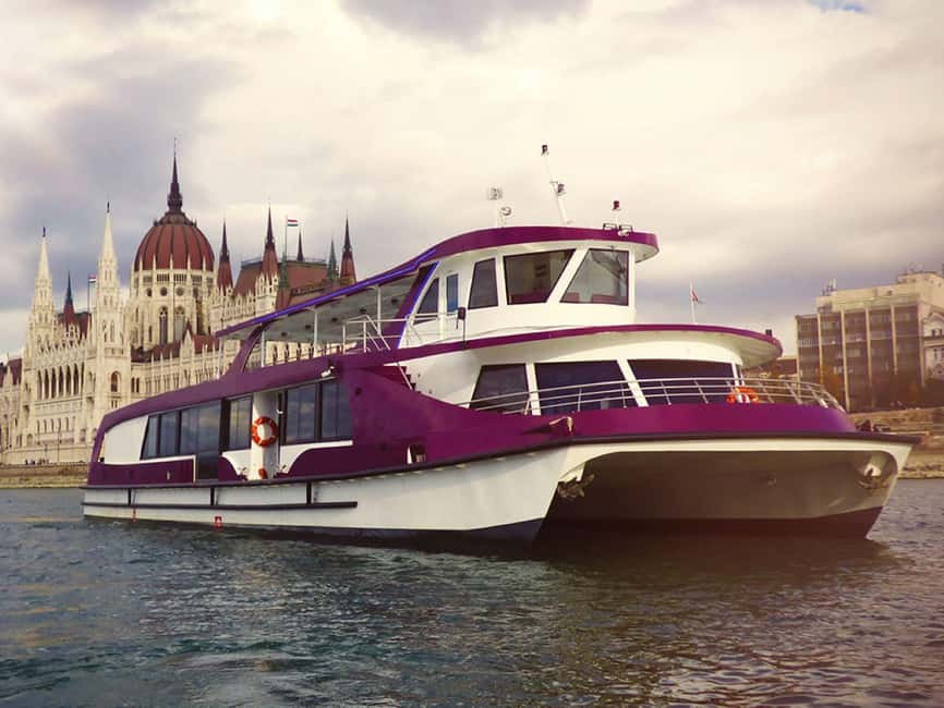 Budapest: Downtown Budapest Unlimited Booze Cruise - Timing, booking, and practical details