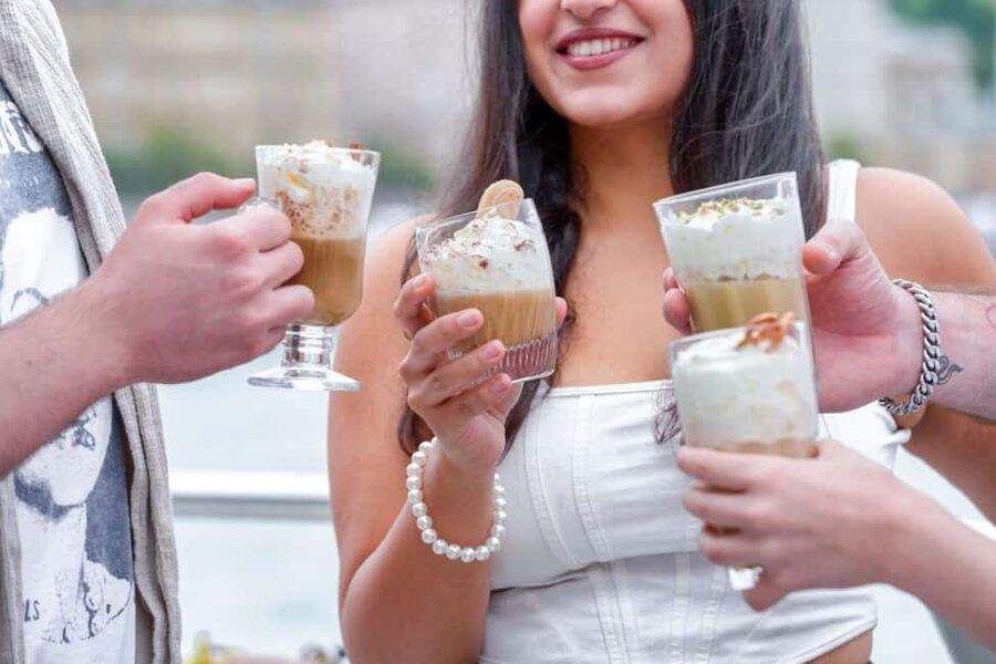 Budapest: Downtown Budapest Unlimited Booze Cruise - FAQ