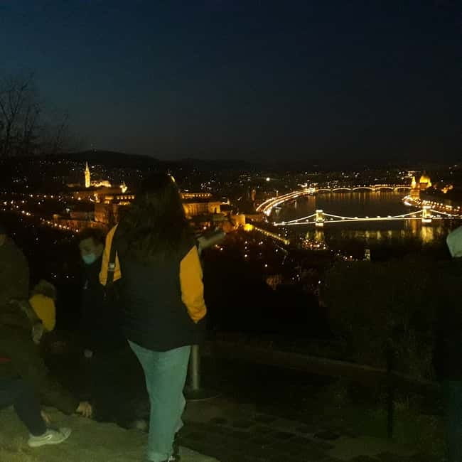Budapest: Evening Castle Hill Tour with Fishermen's Bastion - Meeting at St. Anne Church on Batthyány Square