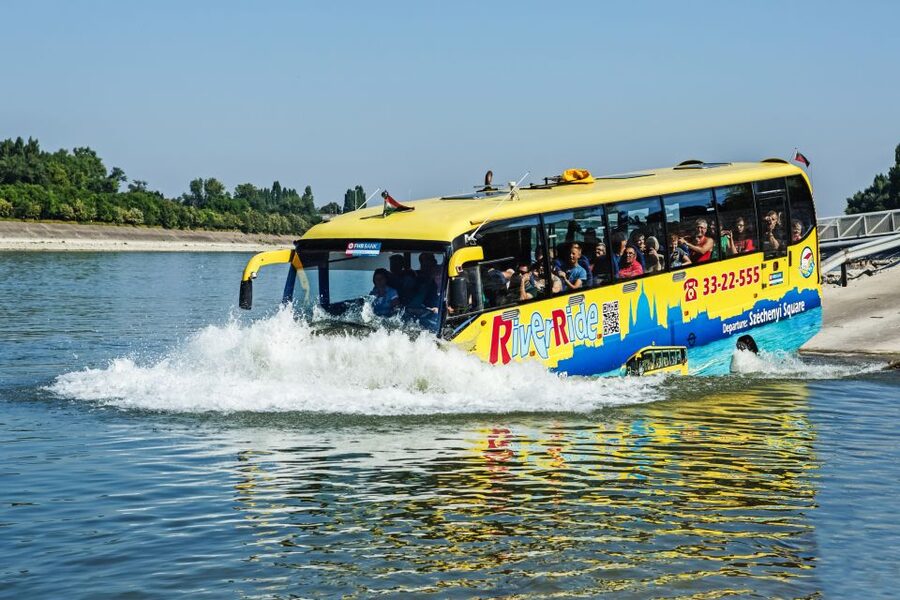 Budapest: Floating Bus Tour by Land and Water - Key points to know before you book