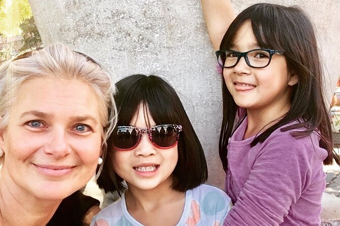 Budapest Food Tasting Tour with Nelli & her local guides - The guide makes or breaks the experience
