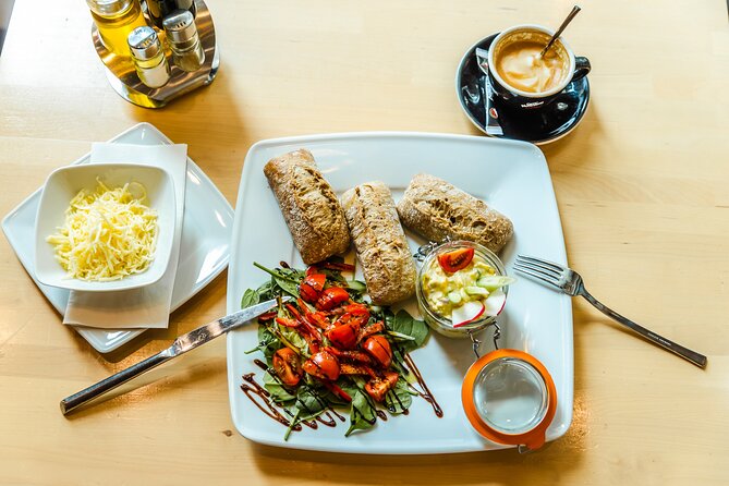 Budapest Food Tour with a Local: A Feast for Foodies 100% Personalized - Key points at a glance