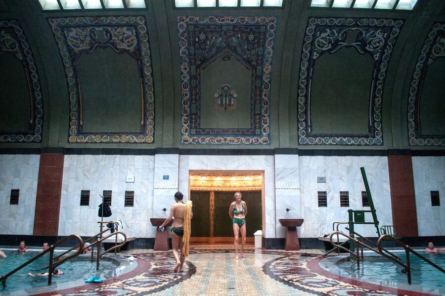 Budapest: Full-Day Gellért Spa Ticket - Who should book Gellért Spa?