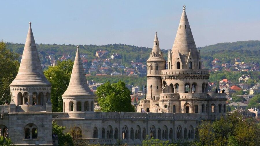 Budapest Full-Day Private Guide Services - Who will get the most from this private service