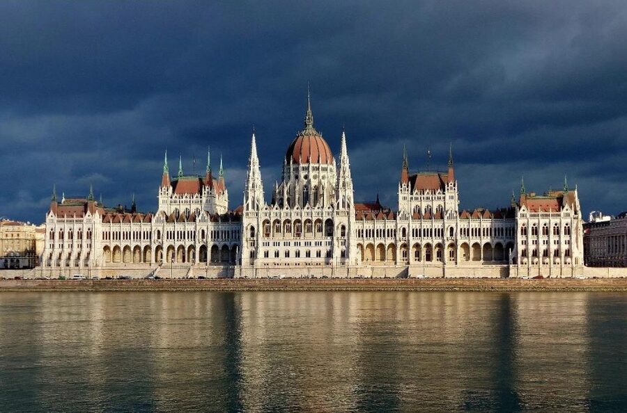 Budapest Full-Day Private Guide Services - Should you book Budapest Full-Day Private Guide Services?