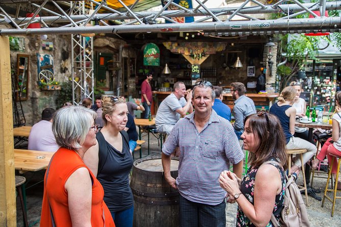 Budapest Grand Walk - Who should book the Grand Walk