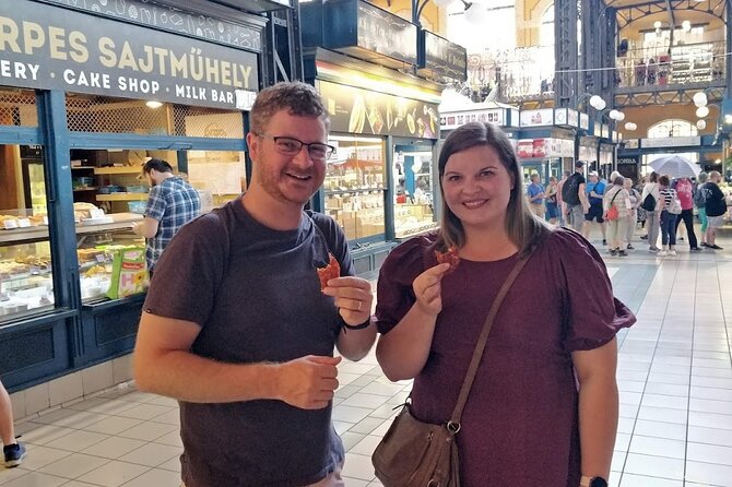 Budapest Great Market Hall Chef‑Led Private Tasting Tour - A local guide who adjusts to your interests