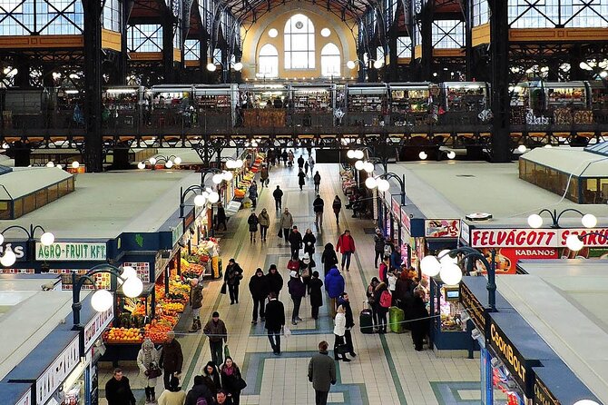 Budapest Great Market Hall Chef‑Led Private Tasting Tour - The paprika lesson is more useful than a photo stop
