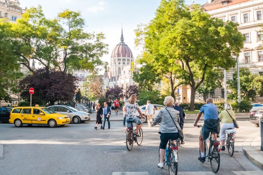 Budapest: Guided City Discovery Bike Tour - Liberty Square begins the history lesson