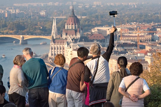 Budapest Guided City Tour and Danube Cruise Audio Guide - A fast first look at Budapest