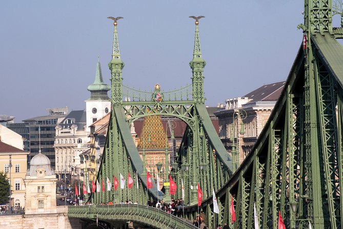 Budapest Guided City Tour and Danube Cruise Audio Guide - Heroes’ Square and Hungary’s story